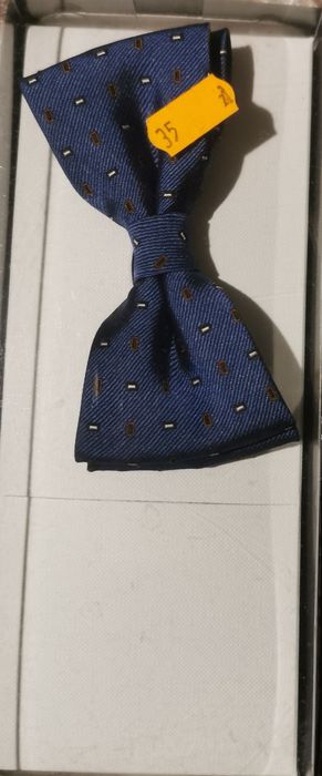 Muszka do garnituru. Rozmiar uniwersalny granat.