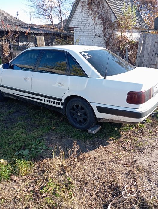 Продаю ауді 100 93р.