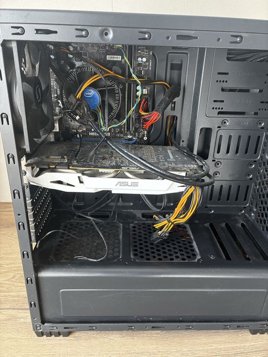 PC GAMING TANIO GTX1070 8GB, 16 GB RAM, dwa dyski SSD 700 GB, i5