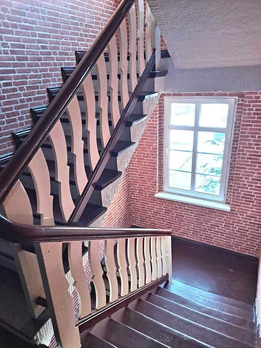 Fajny lokal biurowo-usługowy z balkonem w centrum Opola 19,6 m2