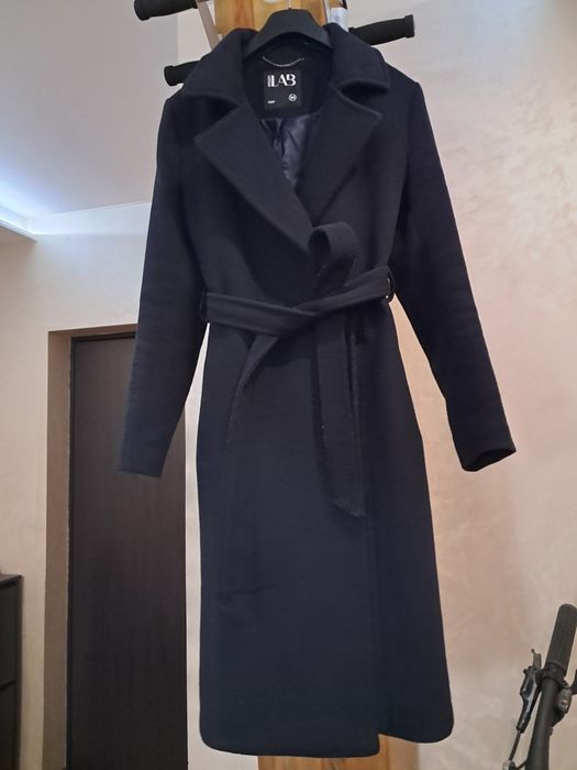 Пальто демісезонне