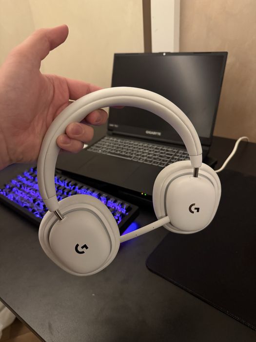 Навушники Logitech g735, місяць користування