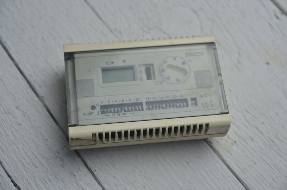 Programator czasowy pieca centralnego c.o