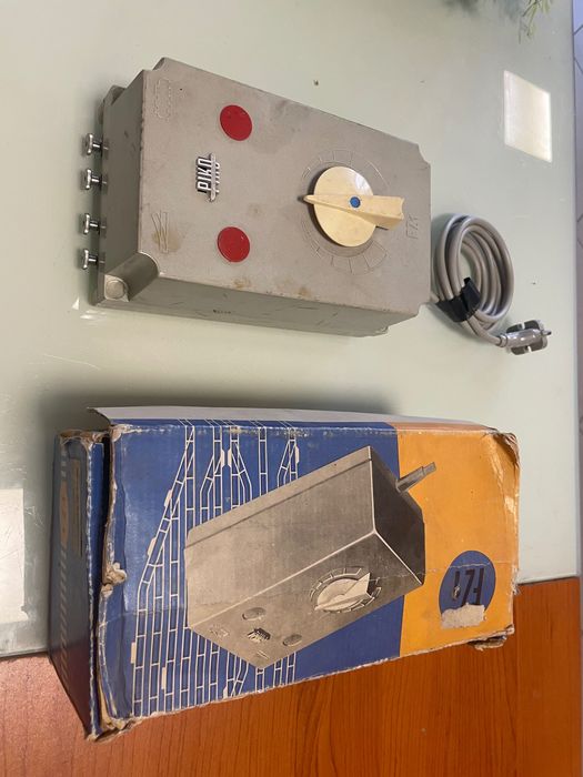 Zasilacz Piko FZ1 H0 kolejka TT trafo