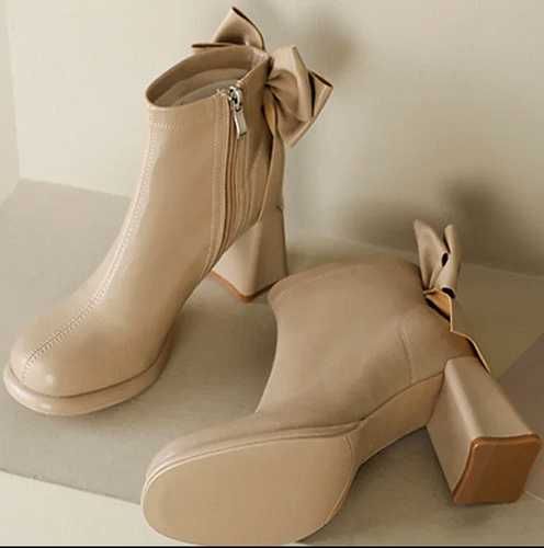 Kozaki za kostkę na platformie