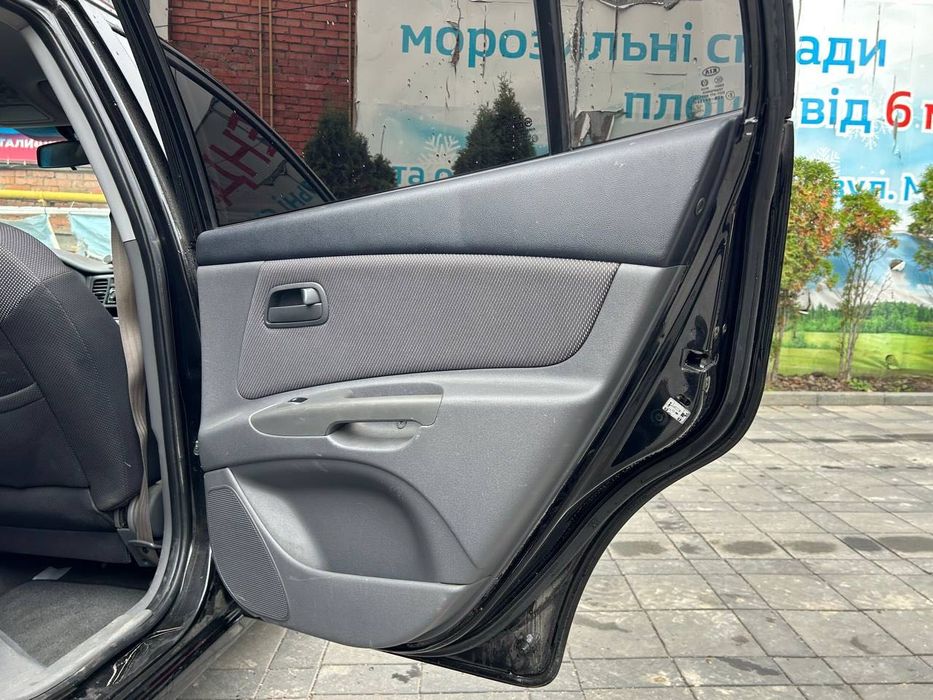 Продам Kia Rio 2007 рік