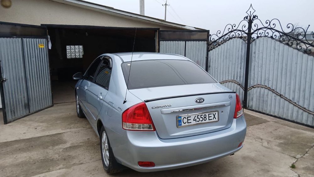 Продаю Kia Cerato
