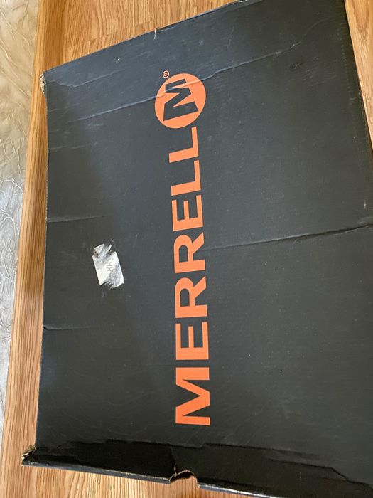 Шкіряне взуття Merrell