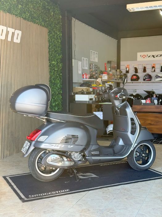 Vespa GTS 300 Supersport C/1900 kms
