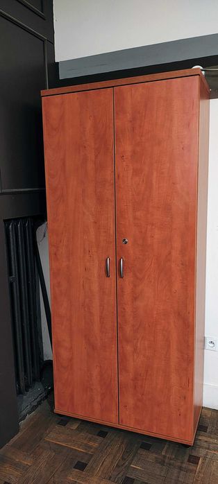 Oddam za darmo 2-drzwiowa szafa 185x80 cm, Poznań, Jeżyce