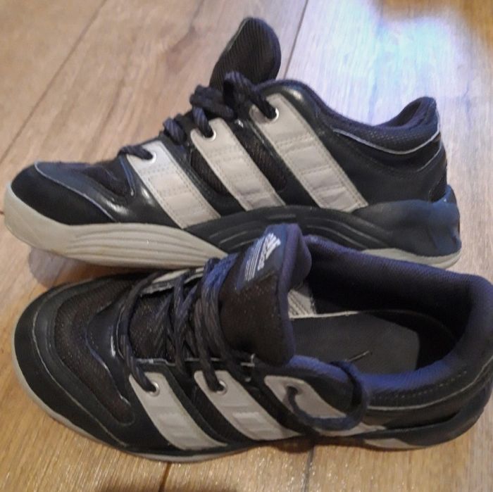 Buty adidas dziecięce