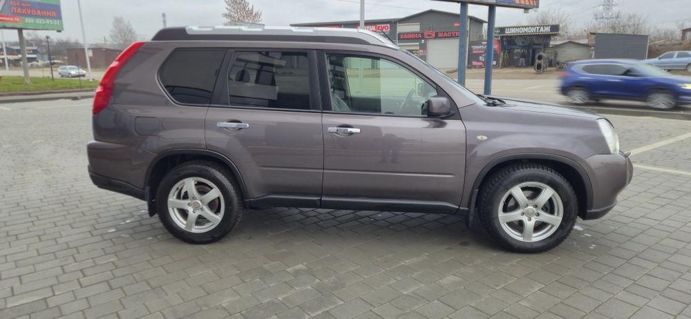 Nissan X Trail T 31