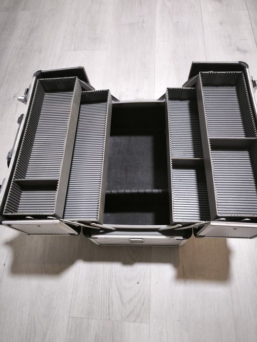 Kufer Wizażysty kyrolan 7808