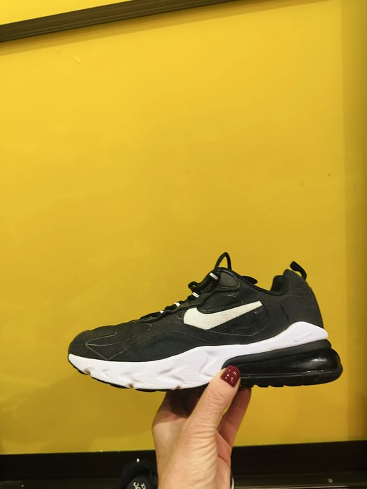 Кроссовки Nike Air Max React  размер 36,5