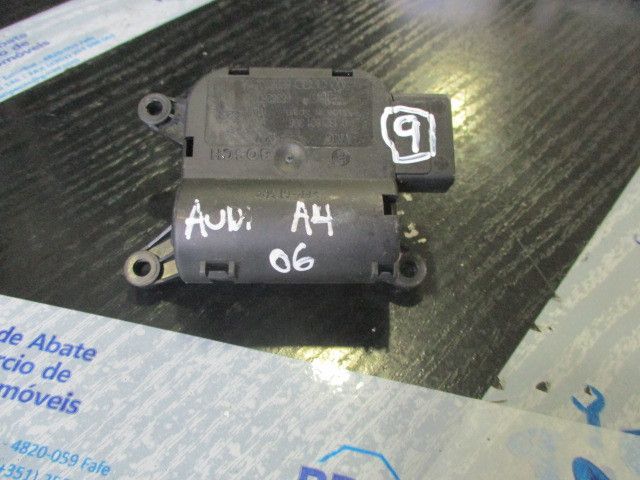 Motor da comporta da sofagem AUDI A4 Cabriolet (8HE, B7)