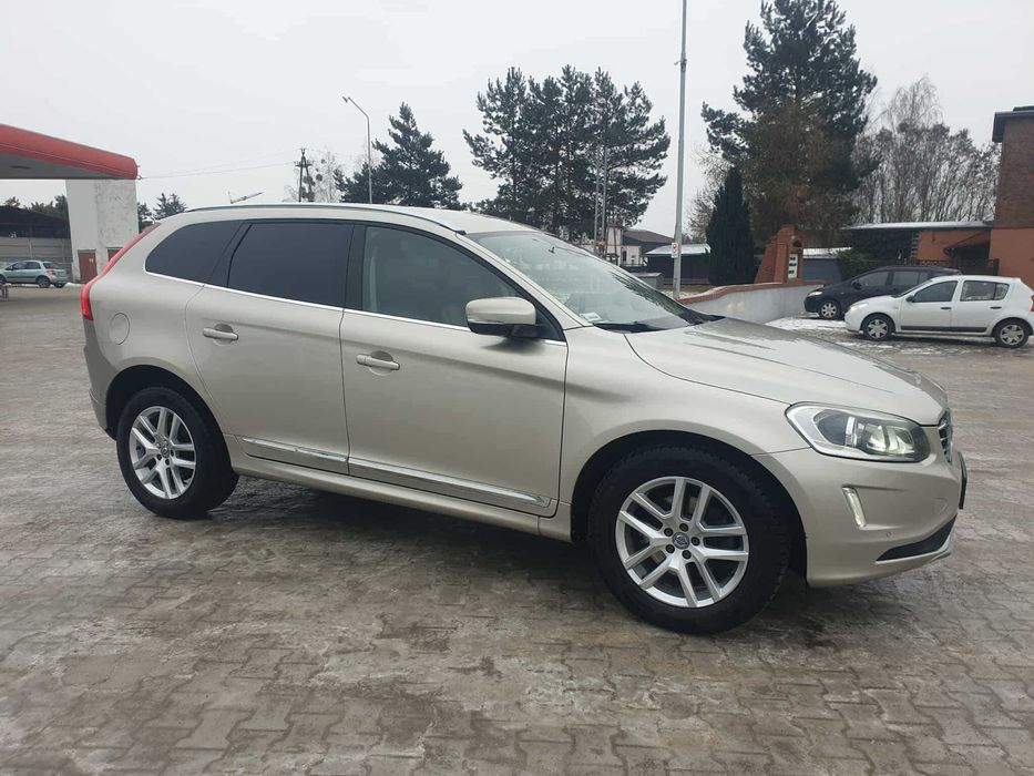 Xc 60 Lift 2017r 2.0 d Bardzo zadbany , bez wkładu .