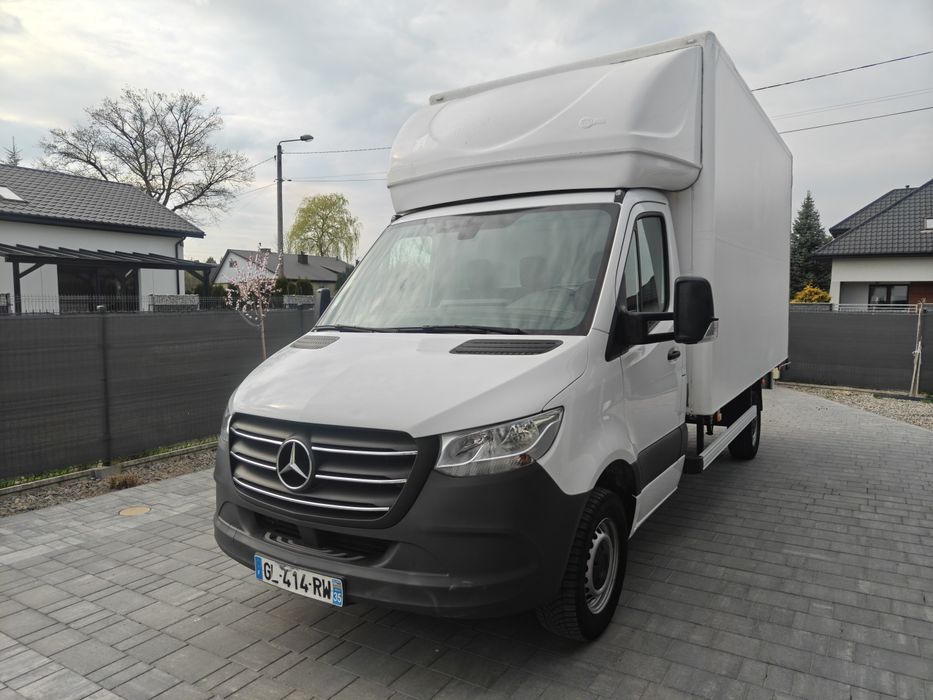 Mercedes sprinter 2023 r automat skrzynia.