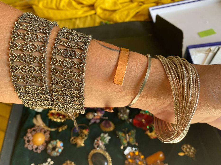 Винтажні браслети та часи