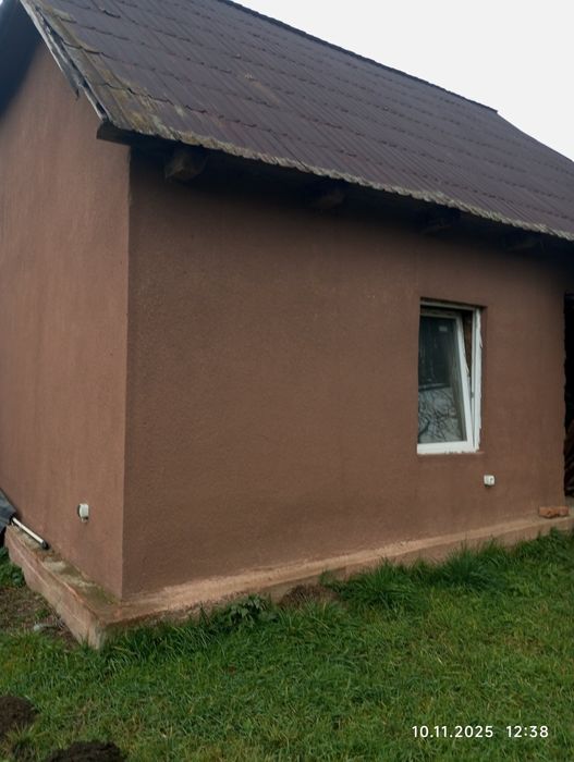 Продам дом та землю