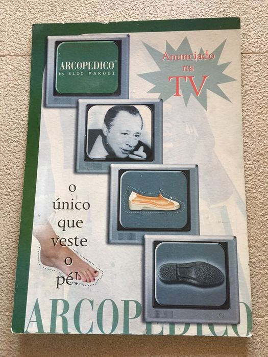 Painel de publicidade ARCOPEDICO