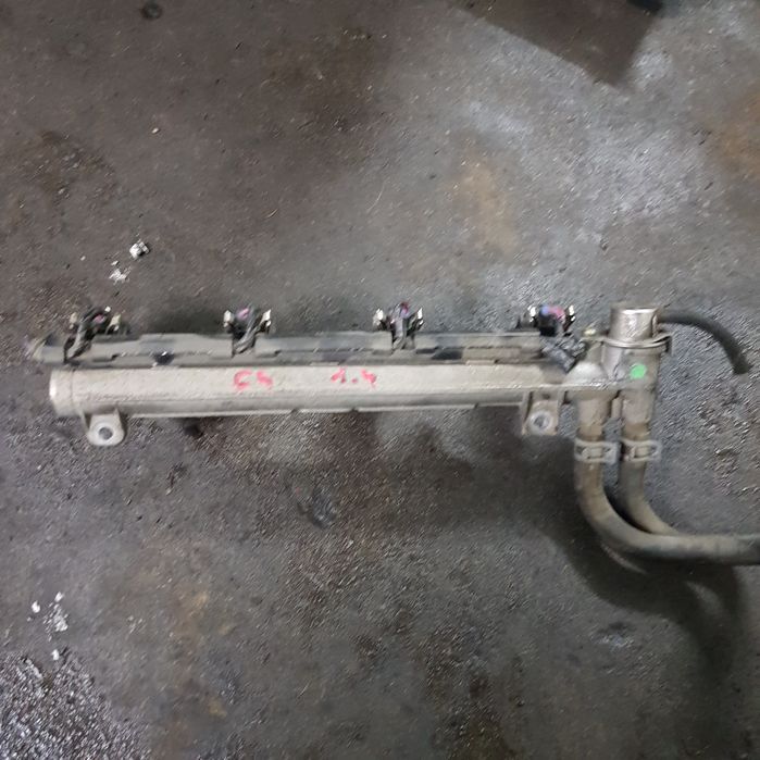 Listwa wtryskowa wtryski czujnik vw golf 4 1.4 16v