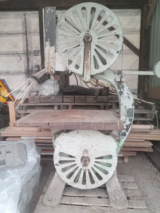 Piła taśmowa żeliwna