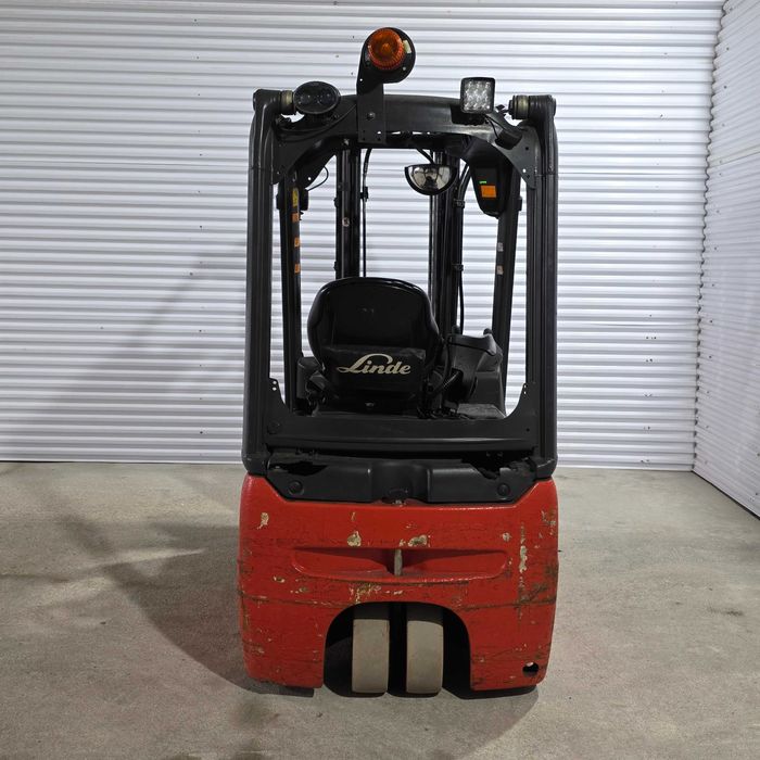 Empilhador Linde e16 - 1600kg Torre Triplex Elevação Livre