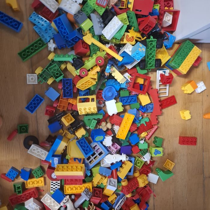 Mix lego duplo zestawy samochody zwierzęta itp
