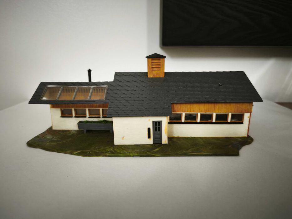 Casa HO para decorar maquetes