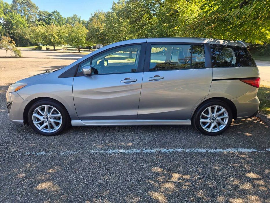 Mazda 5      2014