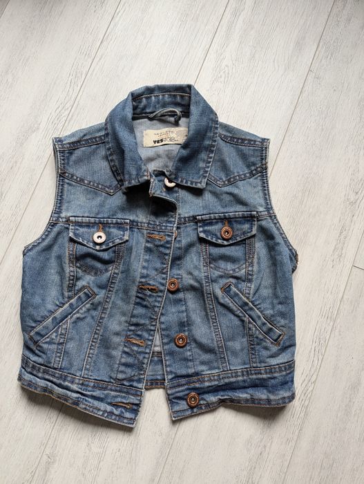 Джинсова жилетка new look на  152-158