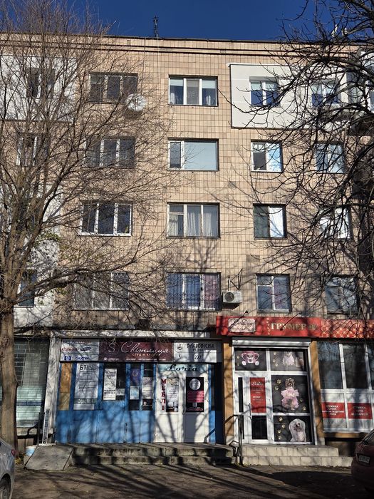 Продам офіси центр! 1 поверх, по Благовісній-Дашковича