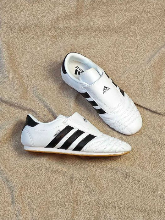 Кросівки Adidas Taekwondo білі шкіряні нові | кроссовки Adidas