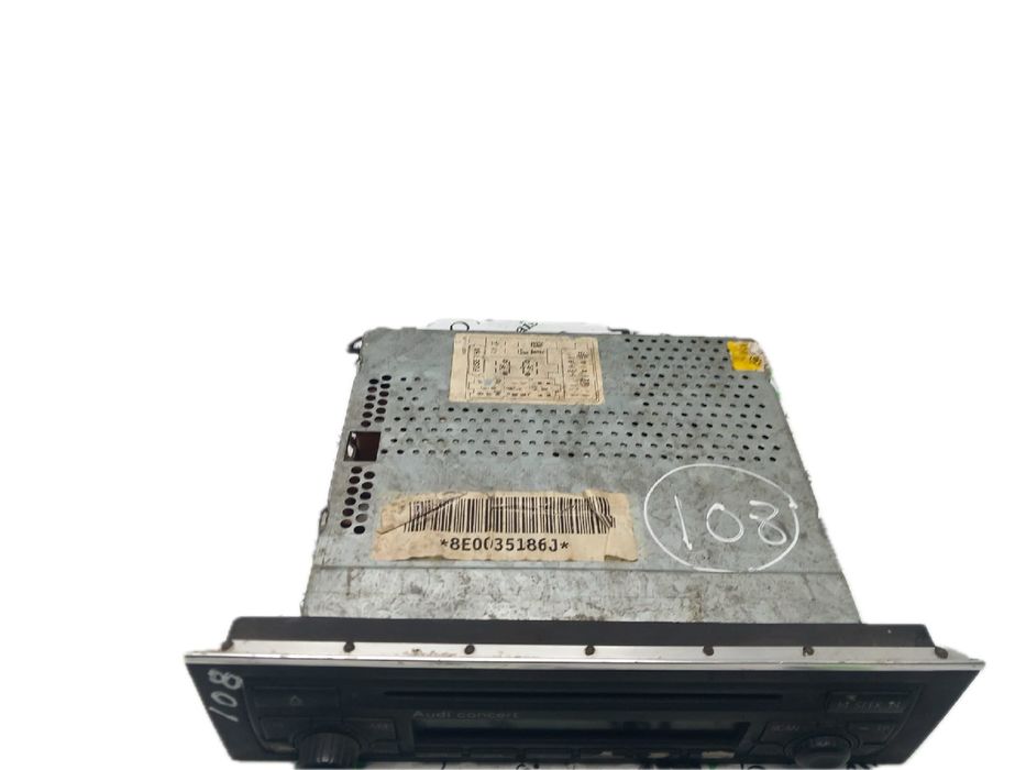 Rádio / auto-rádio AUDI A4 (8E2, B6)