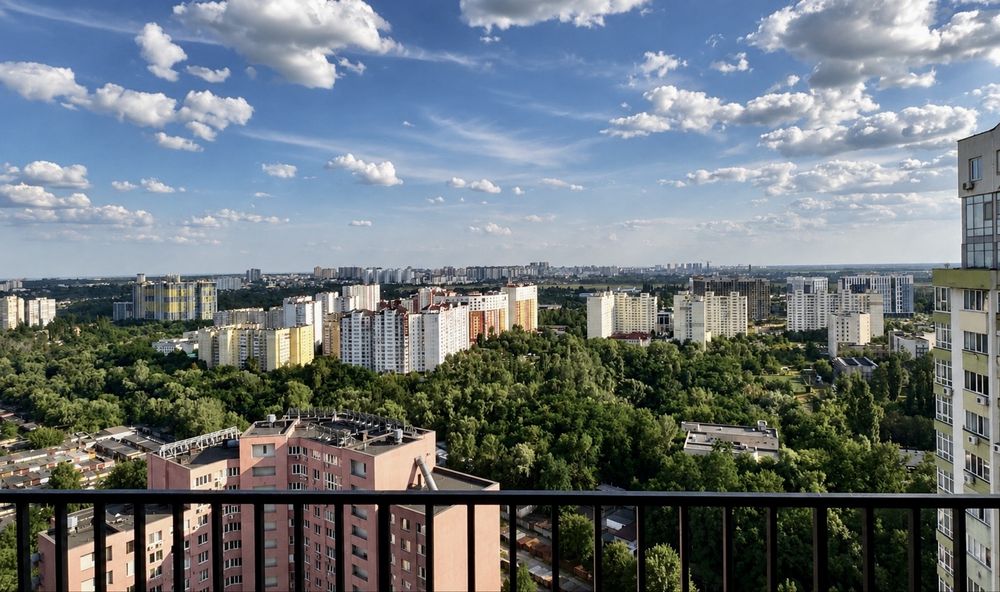 Генератор. Соломʼянка 161м, тераса, 4 спальні + кухня-вітальня. Коштовний ремонт преміум якості; просп. Лобановського 4В