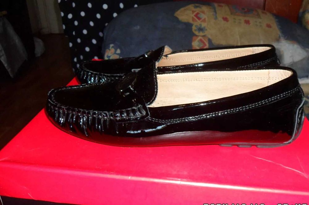 Lauren Ralph Lauren Carley Лаковая кожа Комфорт Лоферы Мокасины 6,5B