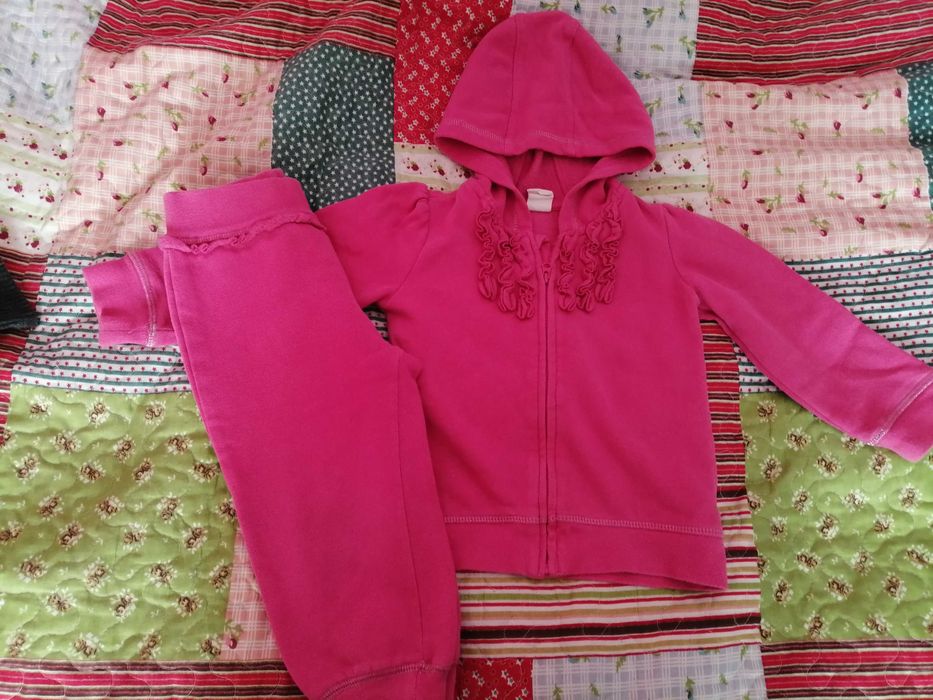 Fato de treino cardado H&M 12-18 bom estado!