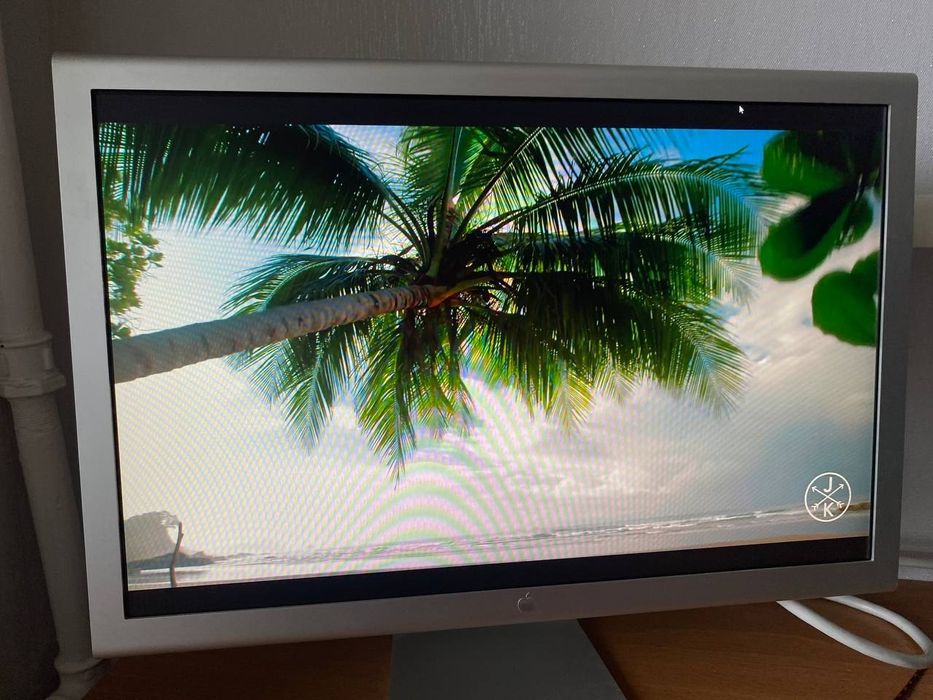 Apple Cinema Display 20