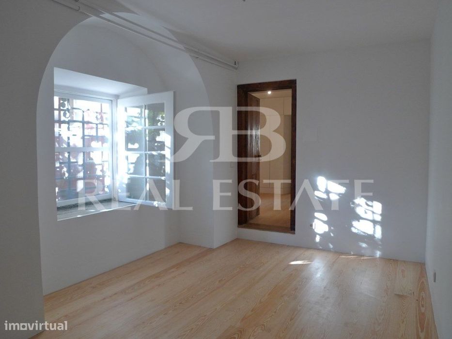 T1+1 com PÁTEO - Santa Catarina, Chiado, Lisboa