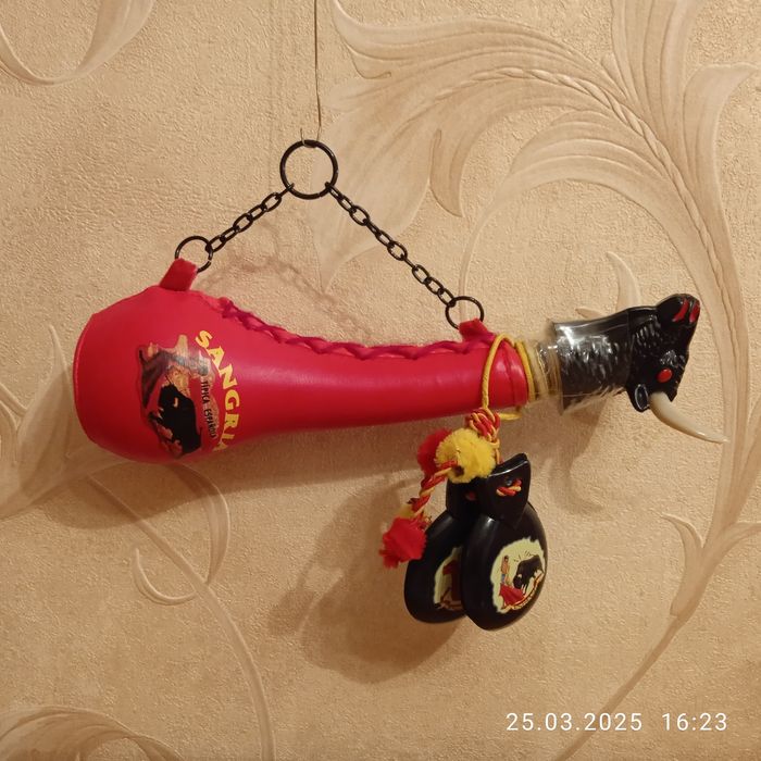 Декоративна пляшка.