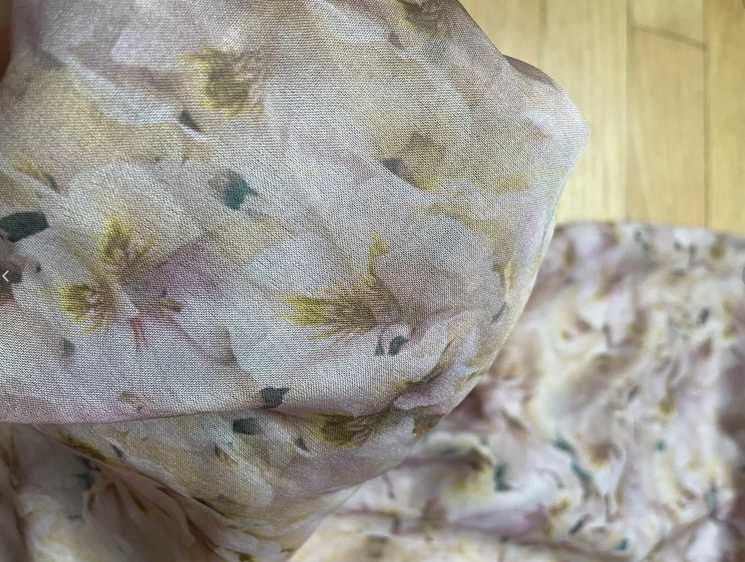 Szal apaszka w kwiaty