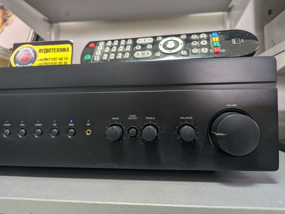 Hi-Fi Стерео усилитель NAD C-355 Bee. 2х120 Вт. PreOut. Идеал!