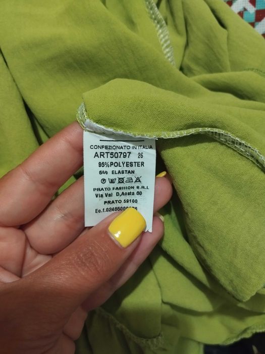 Vestido com crochê no peito verde pistáchio novo