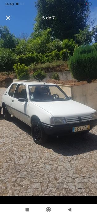 Peugeot 205 XAD.