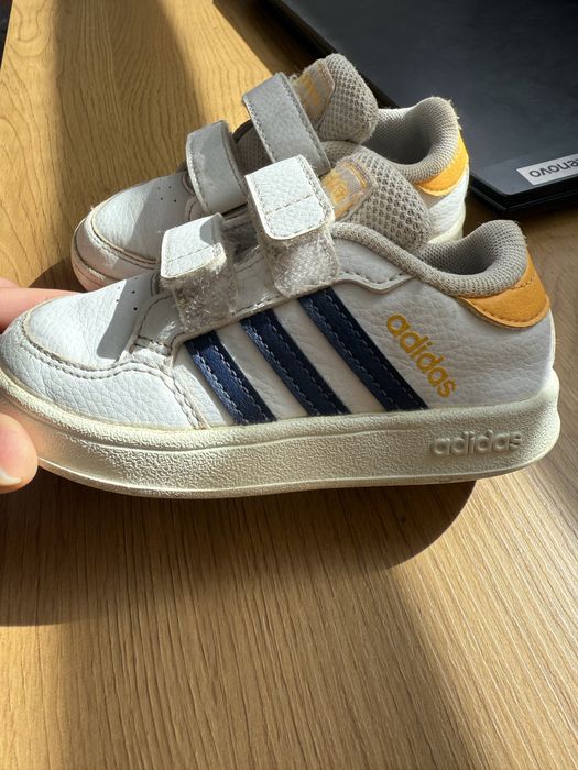Кросівки adidas!Оригінал!