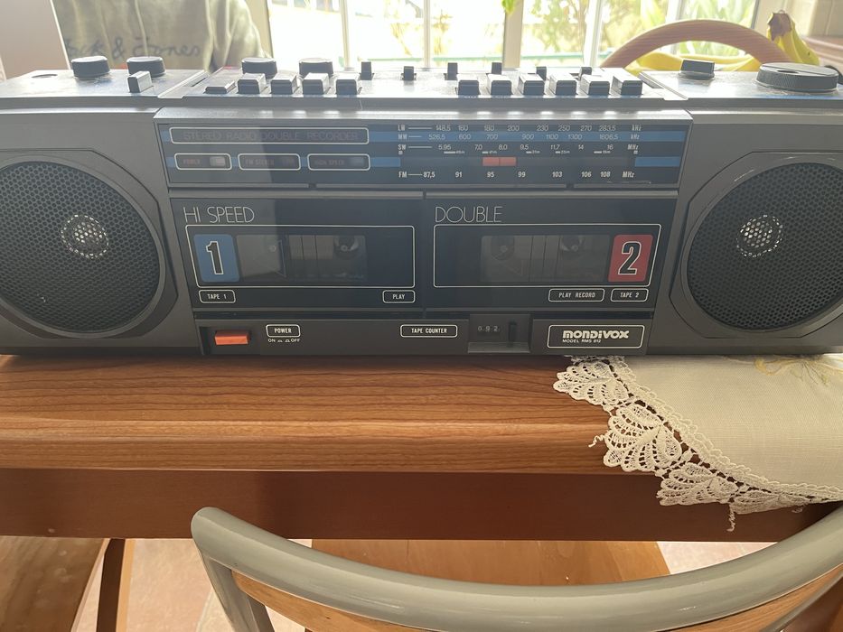 Aparelhagem de radio e cassetes