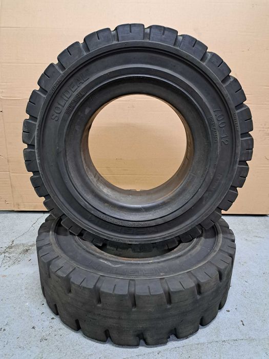 Opona pełna 7.00-12 Solideal Magnum do wózka widłowego - używana