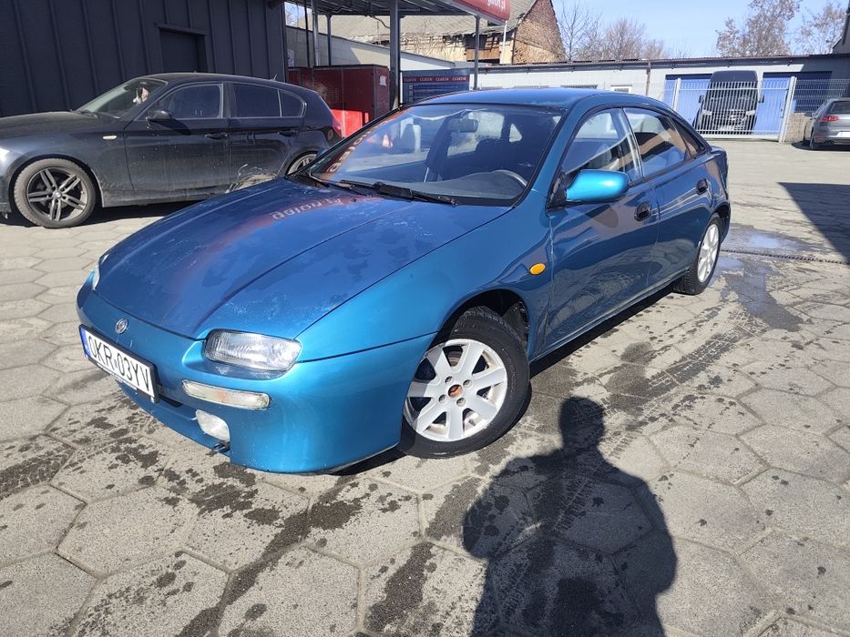 Mazda 323 1.5/ długi przegląd/ alufelgi