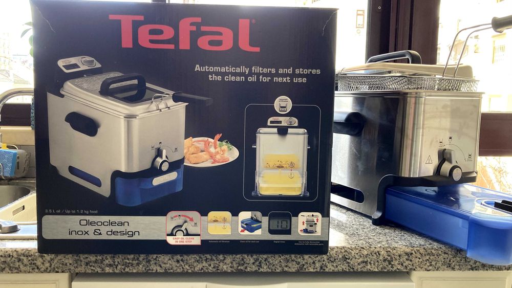 Fritadeira Tefal Oleoclean Inox & Design FR8040 – 3,5L, 2300W