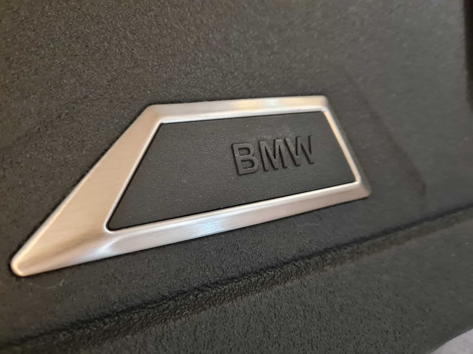 Dywaniki gumowe korytkowe oryginalne ASO BMW X7 7 osobowa G7 m50d